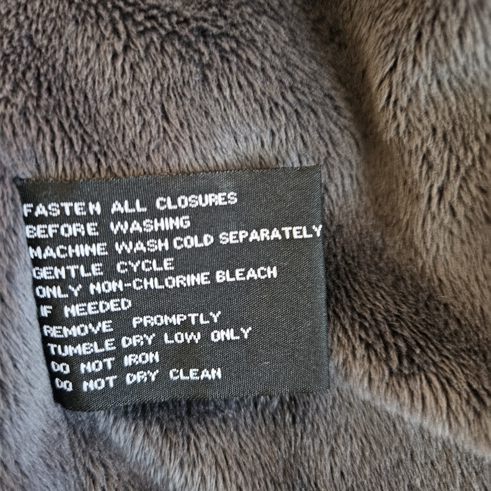 Winter jacket - Picture 4 of 6